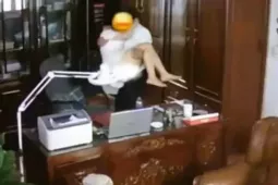 Tin tức trong ngày - Vụ lộ clip người đàn ông ‘thân mật’ với nhiều phụ nữ: Có dấu hiệu của nhiều tội phạm khác nhau