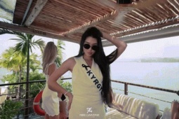 Thời trang - Hương Giang và dàn thí sinh Miss Universe khoe eo thon, dáng chuẩn trước biển