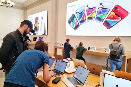 Apple gặp sai lầm có 1-0-2, nhiều người mua “tưởng gặp dưa bở”