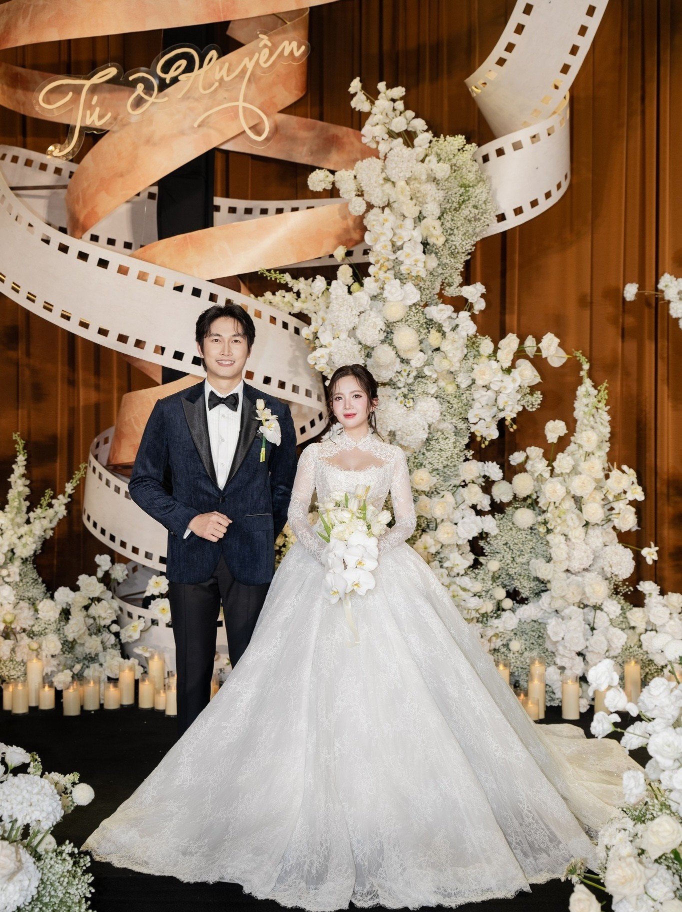 Hai người đã về chung một nhà sau 3 năm hẹn hò.