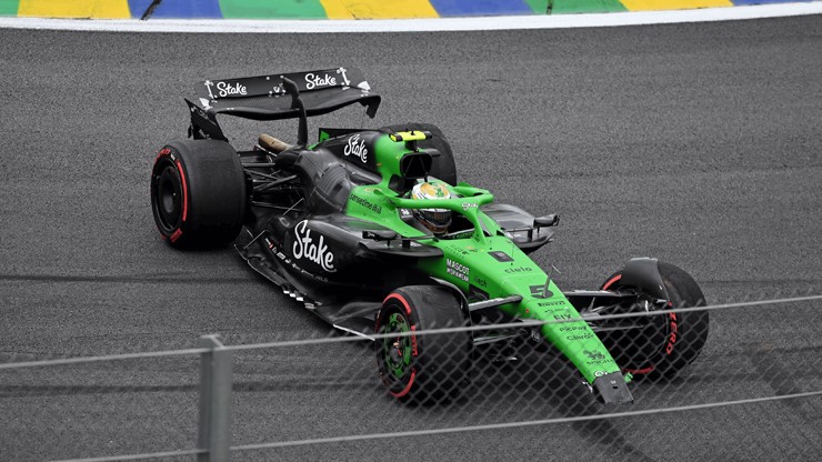 Bortoleto rời khỏi cuộc đua sau cuộc cạnh tranh vòng 1