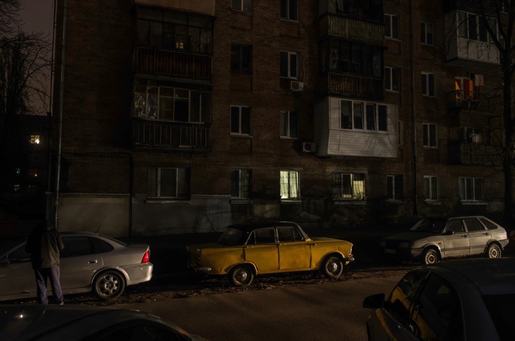 Cuộc phỏng vấn diễn ra khi Ukraine bị Nga tập kích dữ dội gây mất điện. Ảnh: NurPhoto.