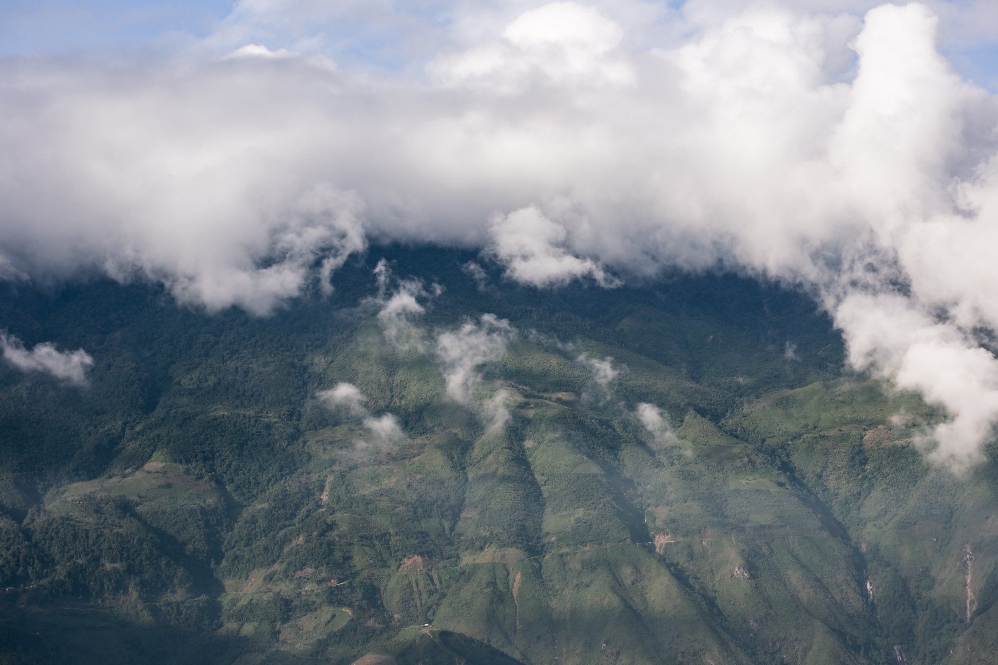 Ngắm biển mây giữa núi non Tây Bắc - 4