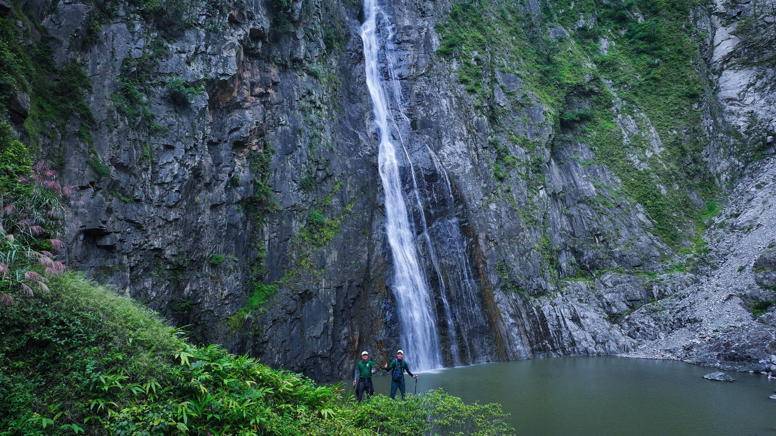 Ngọn thác được ví như "viên ngọc ẩn" giữa đại ngàn Kon Plông - 4