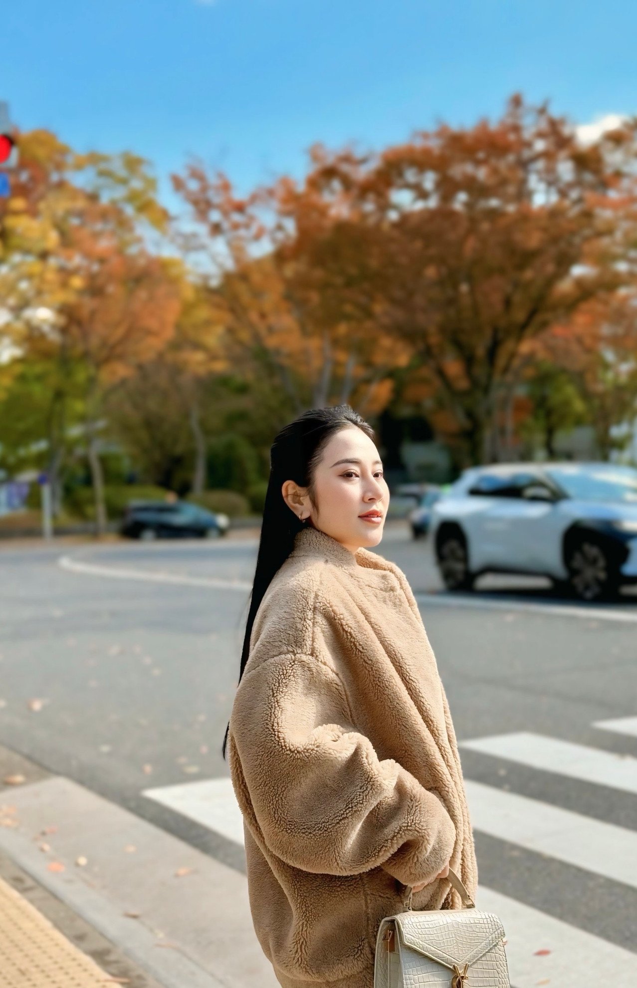 Ca sĩ Tố My ra sao sau 4 tháng nhập viện điều trị phình động mạch não? - 4