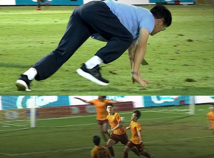 Ông Vũ Tiến Thành có pha ăn mừng khá lạ.