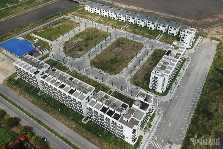 Tại phường Cao Xanh, tỉnh Quảng Ninh, còn nhiều khu đô thị chưa có người ở. Ảnh: Phạm Công