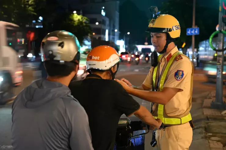 TP.HCM: Tài xế vi phạm nồng độ cồn gấp hơn 3 lần mức kịch khung - 4