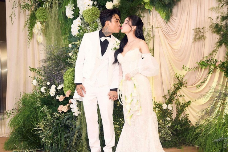 Hồ Quỳnh Hương 45 tuổi lên xe hoa và loạt sao Việt kết hôn năm 2025 - 3