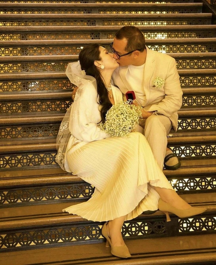 Hồ Quỳnh Hương 45 tuổi lên xe hoa và loạt sao Việt kết hôn năm 2025 - 4