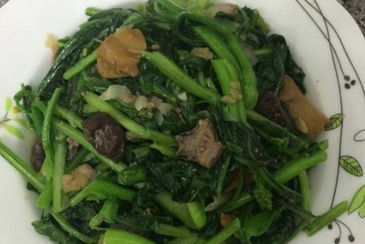 Loại rau giúp xương chắc khỏe, hỗ trợ phòng ngừa ung thư, bán đầy ở chợ Việt, chế biến nhiều món ngon - 8