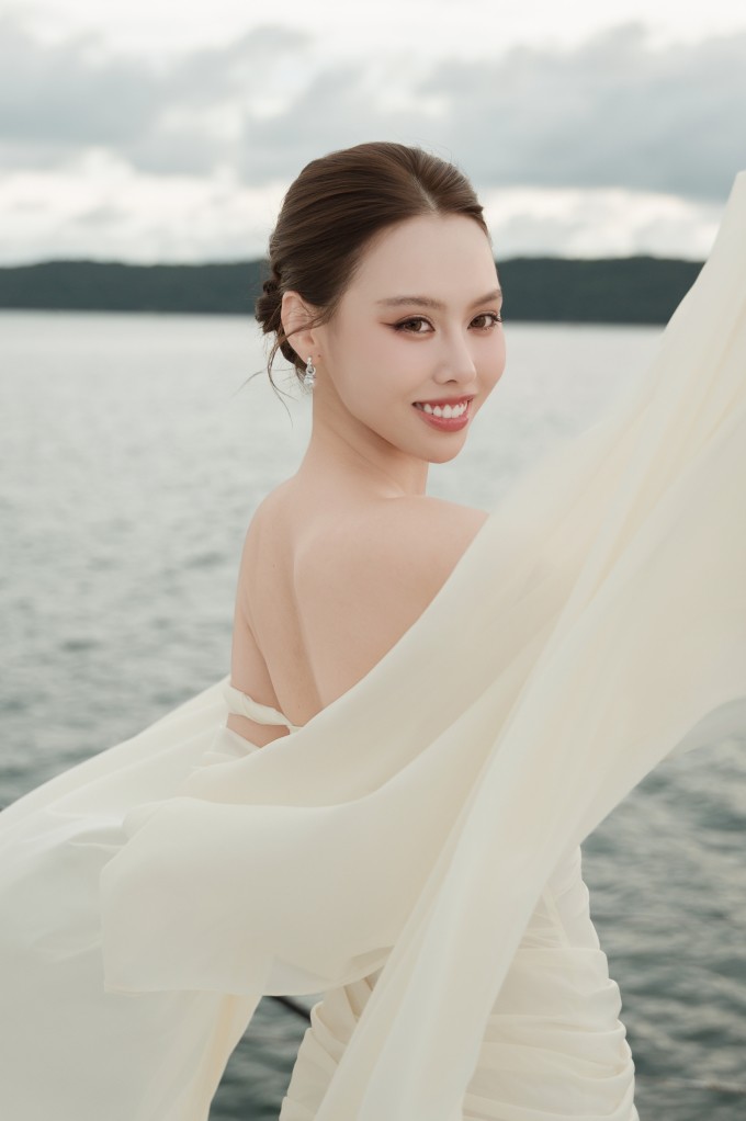 Tâm Như sẵn sàng làm mẹ, lùi về sau chăm lo cho gia đình nhỏ. Ảnh: NVCC