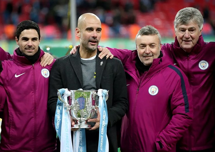 Chiếc cúp đầu tiên của Pep Guardiola tại Anh là Carabao Cup