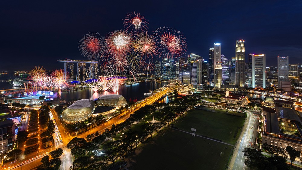 Tọa lạc bên bờ vịnh Marina xinh đẹp của Singapore, Marina Bay Sands là một trong những tổ hợp giải trí - nghỉ dưỡng đẳng cấp nhất châu Á. Ảnh: IStock