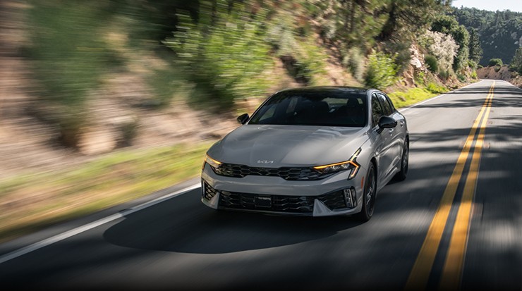 Giá xe KIA K5 tháng 11/2025, ưu đãi 80 triệu đồng - 10