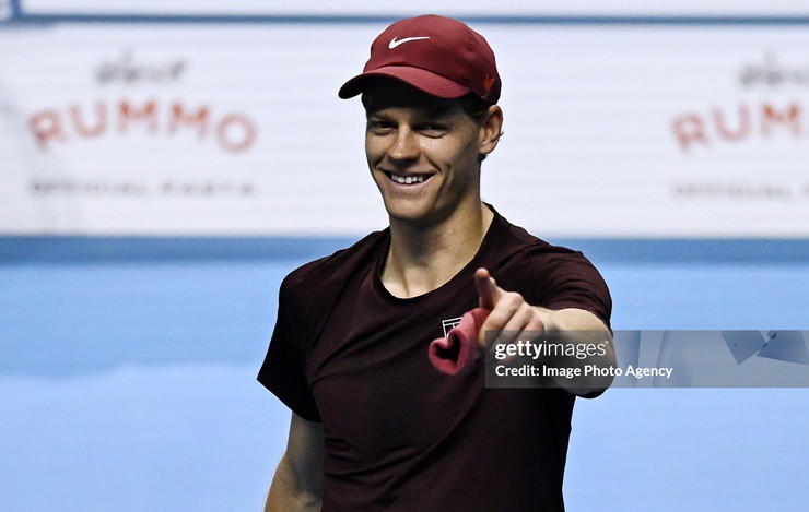 Video tennis Sinner - Aliassime: Bước ngoặt chấn thương (ATP Finals) - 2