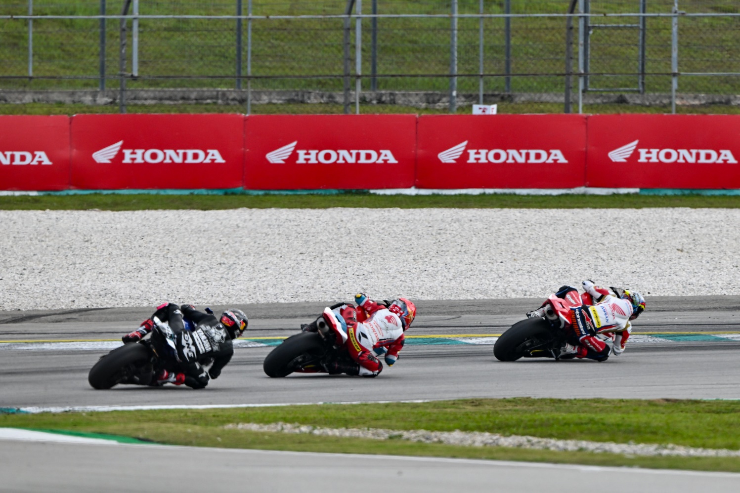 Bùng nổ tại Malaysia Superbike Championship 2025 (MSBK): Honda Racing Vietnam (HRVt) khép lại mùa giải với loạt podium ấn tượng! - 8