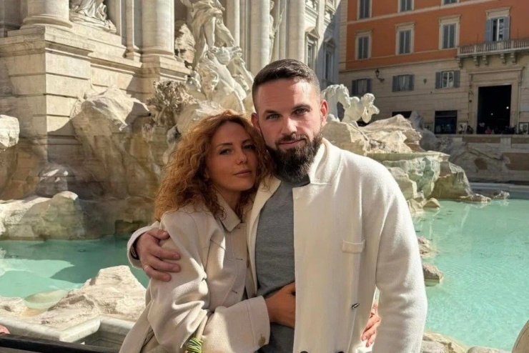 Ông Roman Novak và vợ. (Ảnh: Instagram)