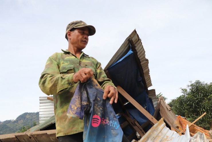 Cận cảnh vụ sạt lở núi kinh hoàng, cuốn phăng 6 ngôi nhà ở xã vùng cao Đà Nẵng - 27