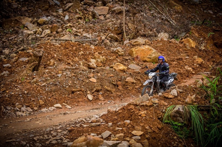 Chủ tịch Trần Hùng Huy chinh phục cung đường hiểm trở ở Hà Giang - 7