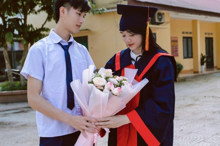 Văn Đức và Yến Nhi có nhiều năm tìm hiểu trước khi về chung một nhà 