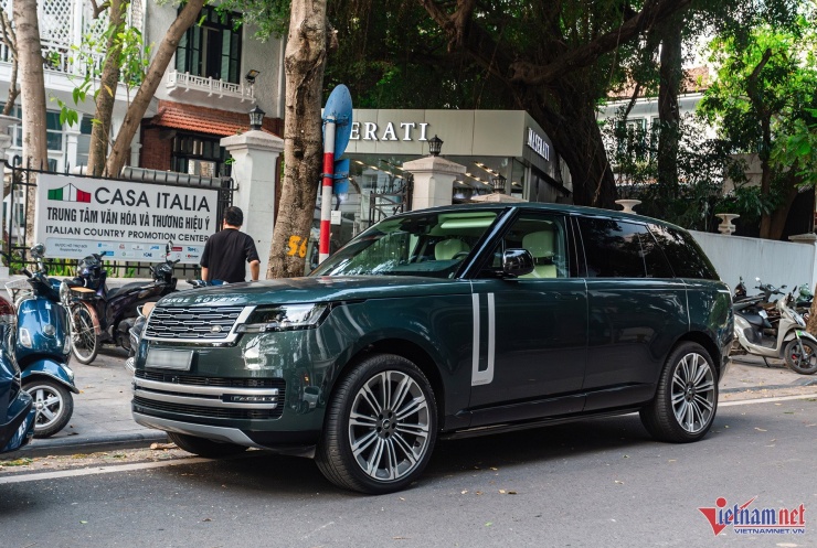 Đi xe sang Range Rover giá 12 tỷ, chủ xe chi thêm 4,1 tỷ tậu biển ngũ quý 8 - 5