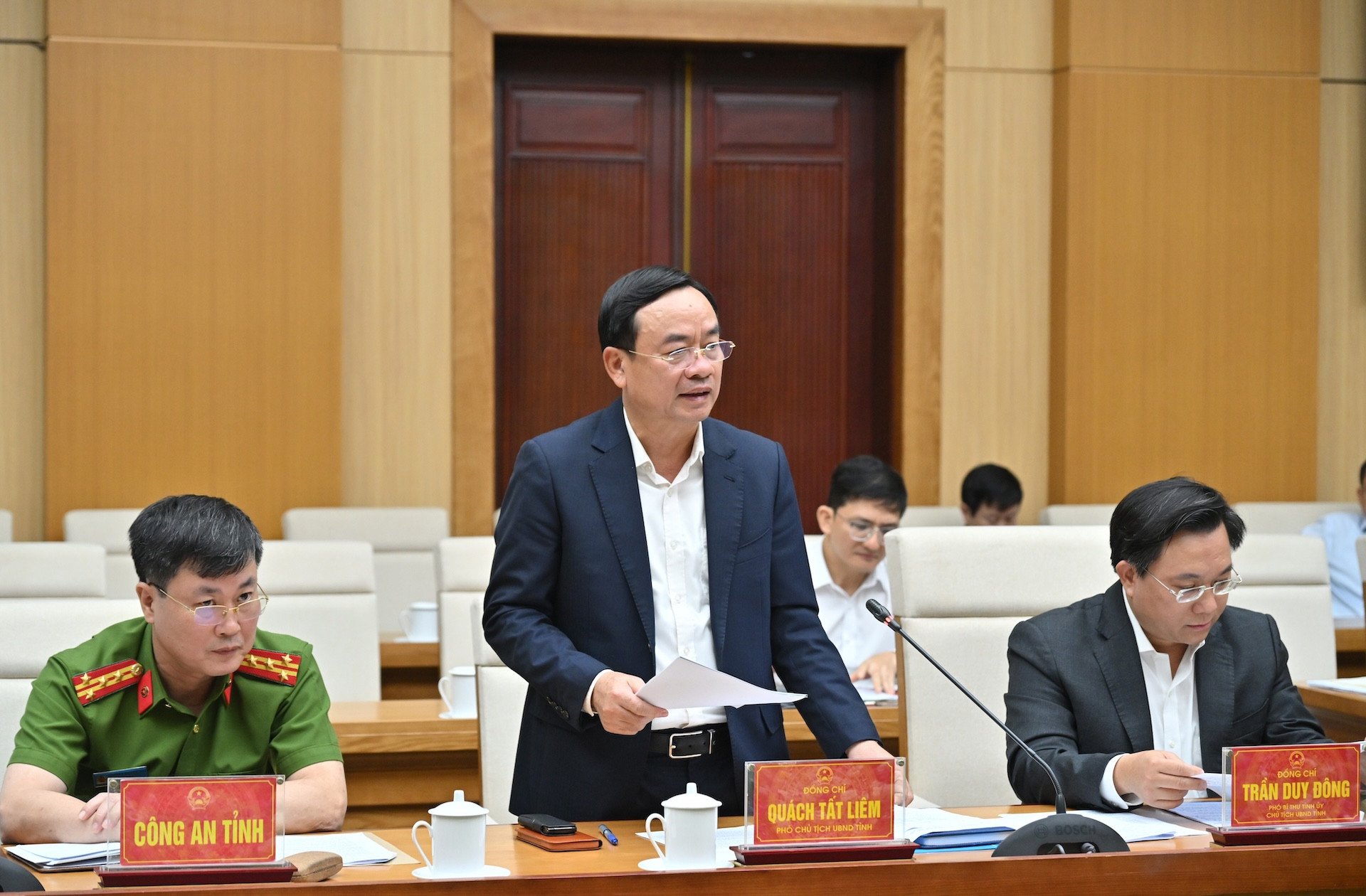 Đại biểu Quốc hội khảo sát trực tiếp cầu Sông Lô, chỉ ra loạt lỗ hổng pháp lý - 2