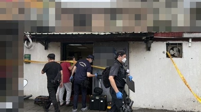 Cảnh sát phong tỏa hiện trường nơi phát hiện thi thể Trương. Ảnh: ET Today