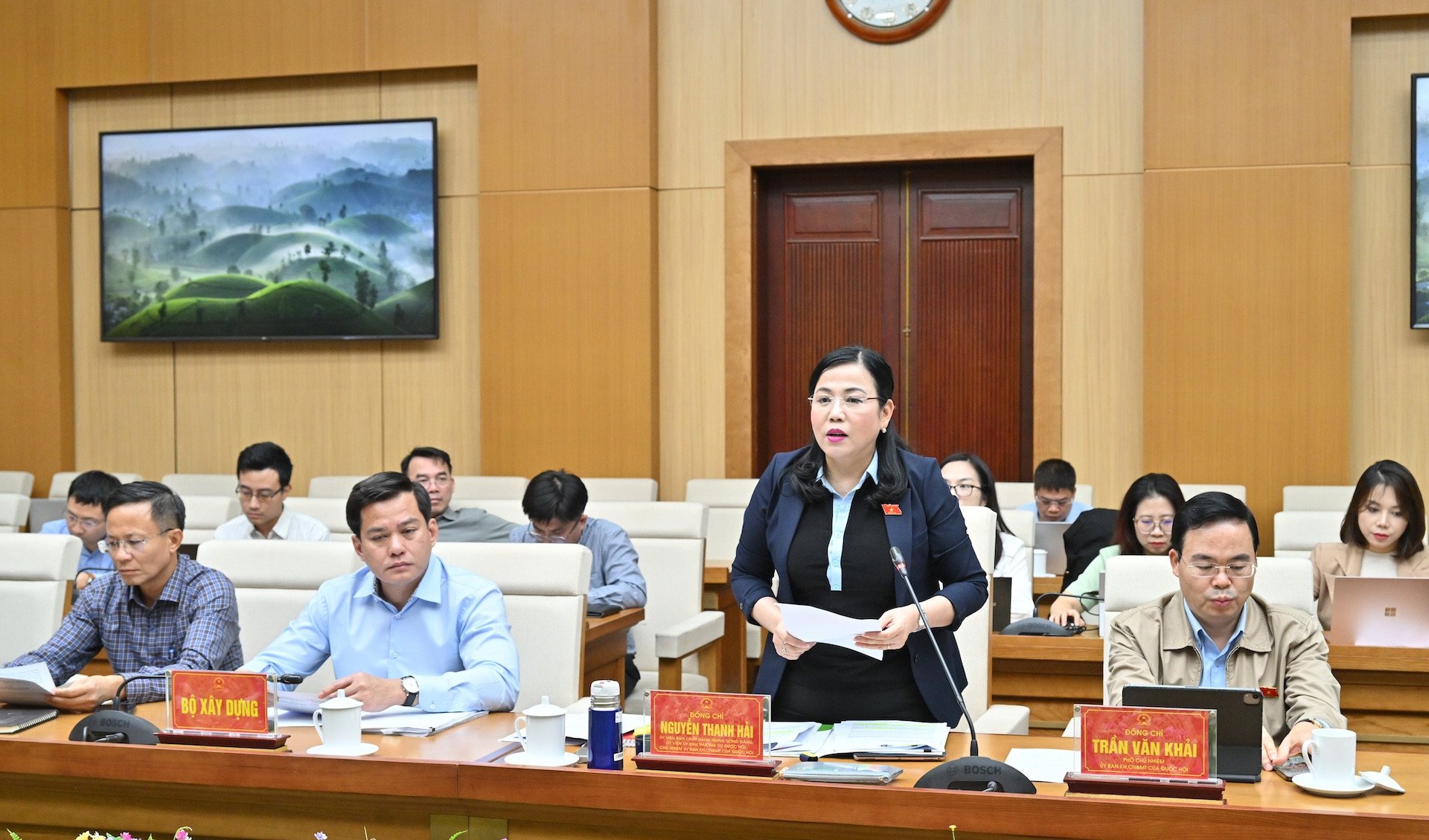 Đại biểu Quốc hội khảo sát trực tiếp cầu Sông Lô, chỉ ra loạt lỗ hổng pháp lý - 3