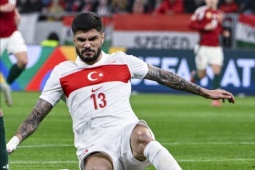 Tin mới nhất bóng đá tối 12/11: Liverpool nhắm trung vệ Bastoni của Inter Milan