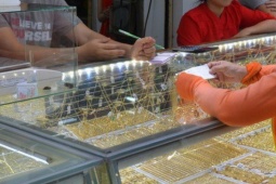 Giá vàng hôm nay 12-11: Đảo chiều lao xuống