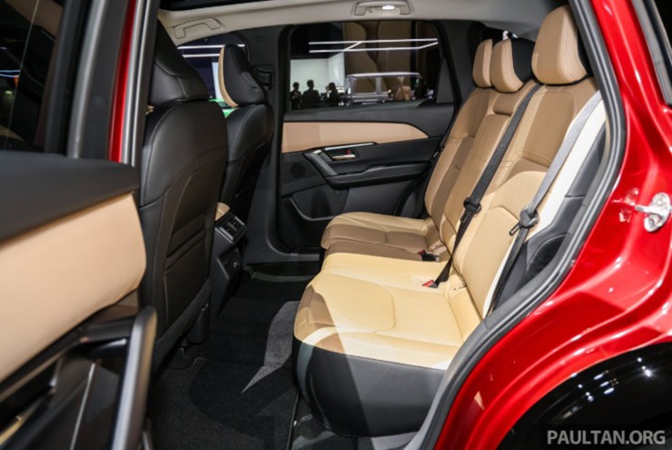 Nội thất CX-5 mới hiện đại hơn hẳn đời cũ.&nbsp;Ảnh: Paultan