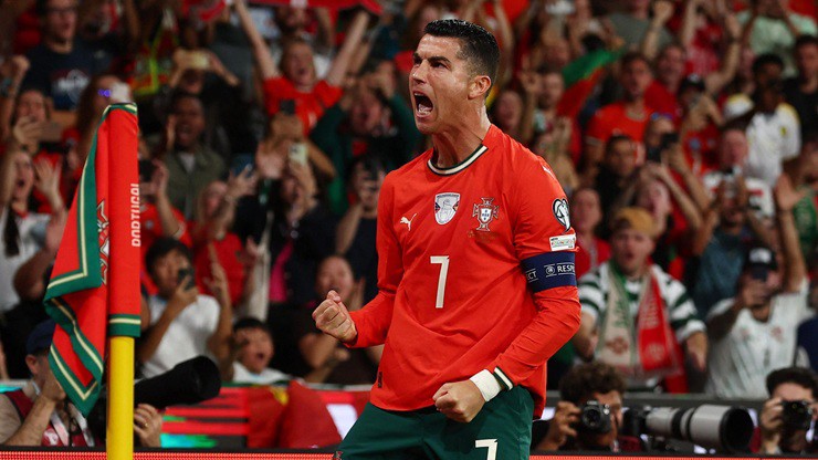 Ronaldo xác nhận World Cup 2026 sẽ là giải đấu quốc tế lớn cuối cùng của mình trước khi chính thức chia tay ĐTQG