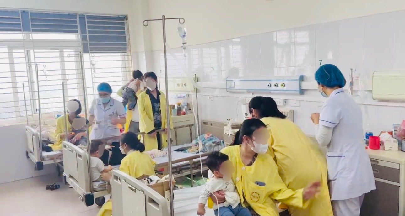 Rất nhiều trẻ nhập viện vì cúm A. 