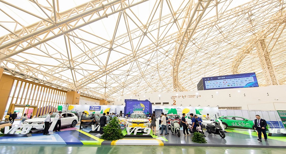 Khai mạc Tuần lễ công nghiệp và công nghệ Việt Nam 2025 tại Trung tâm Triển lãm Việt Nam - 4