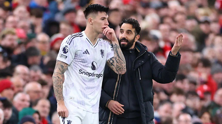 Cây đinh ba của Man United không còn chỗ cho Sesko?