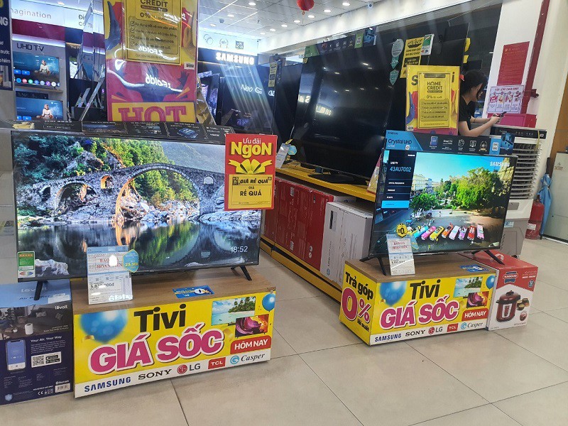 Giảm giá "siêu sốc" nhưng một số sản phẩm giảm giá nhiều chủ yếu là hàng trưng bày, cũ, đã qua sử dụng.