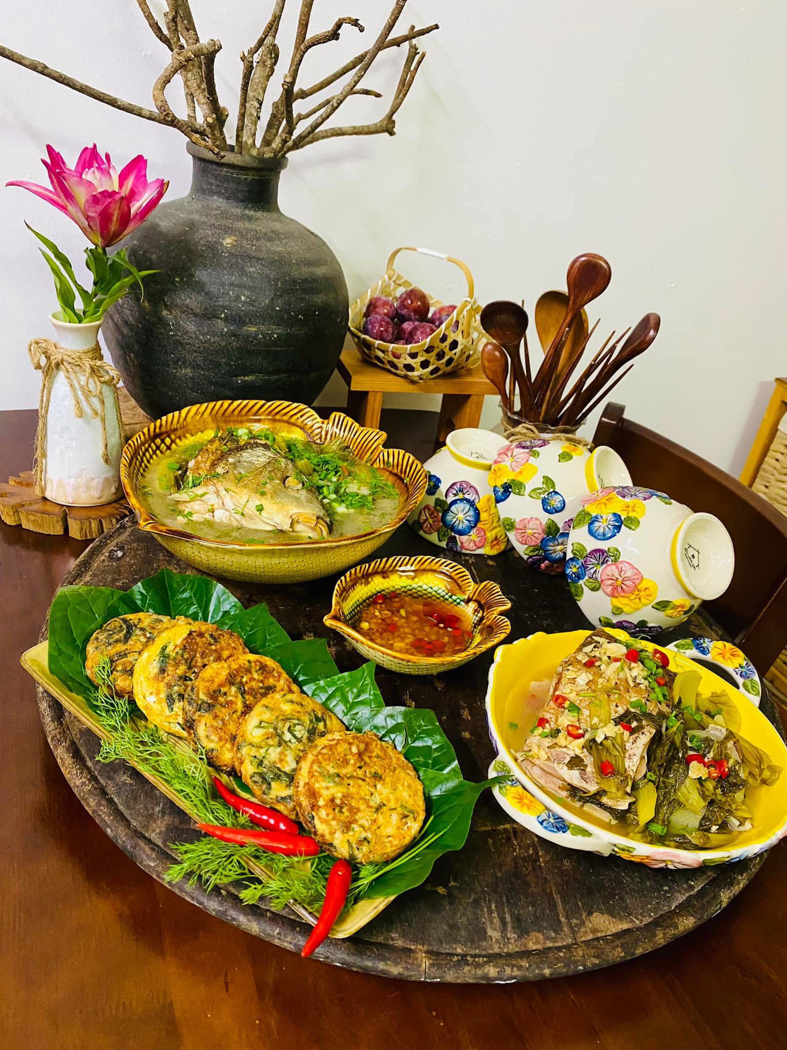 Chả cá ngần - Canh cá nấu dưa chua