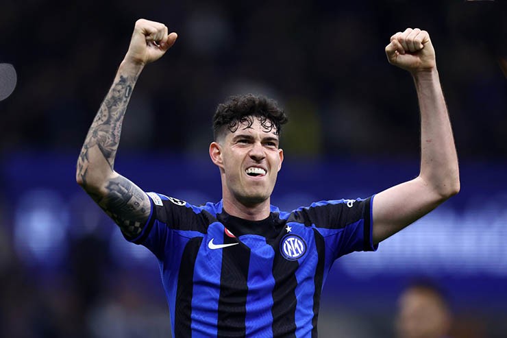 Liverpool nhắm trung vệ Bastoni