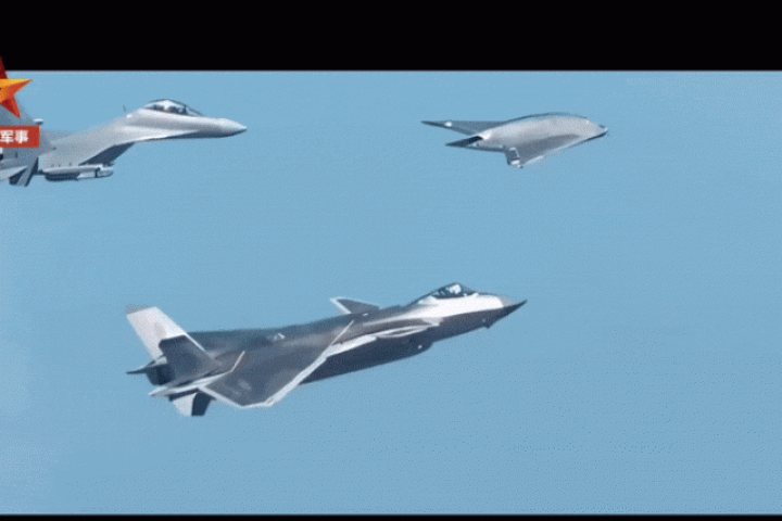 Tiêm kích chiến đấu và UAV tàng hình tối tân của Trung Quốc lần đầu cùng xuất hiện