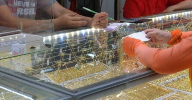 Giá vàng hôm nay 12-11: Đảo chiều lao xuống