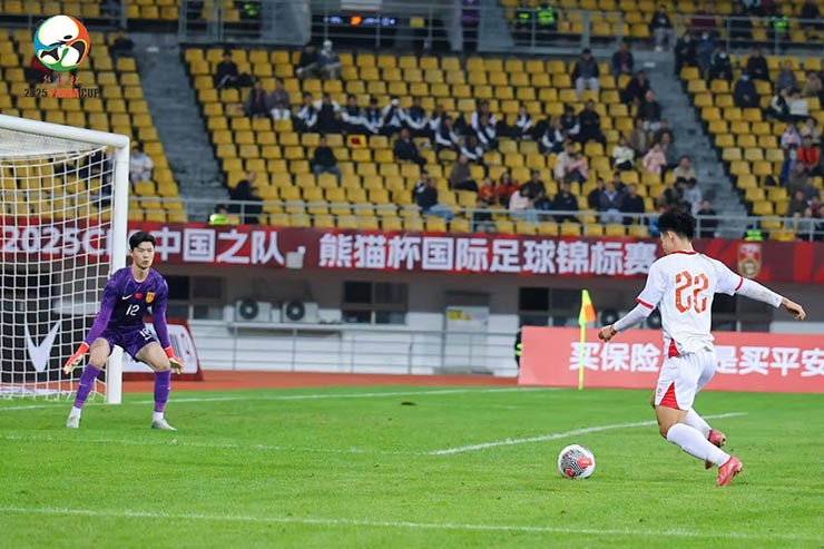 Trực tiếp bóng đá U22 Trung Quốc - U22 Việt Nam: Xuất sắc bảo vệ chiến thắng (Hết giờ) - 2