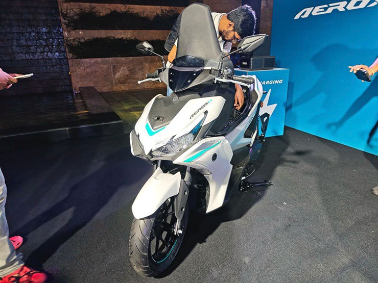 Yamaha ra mắt xe máy điện Aerox E: Sẵn sàng "khuấy động" thị trường xe điện - 3