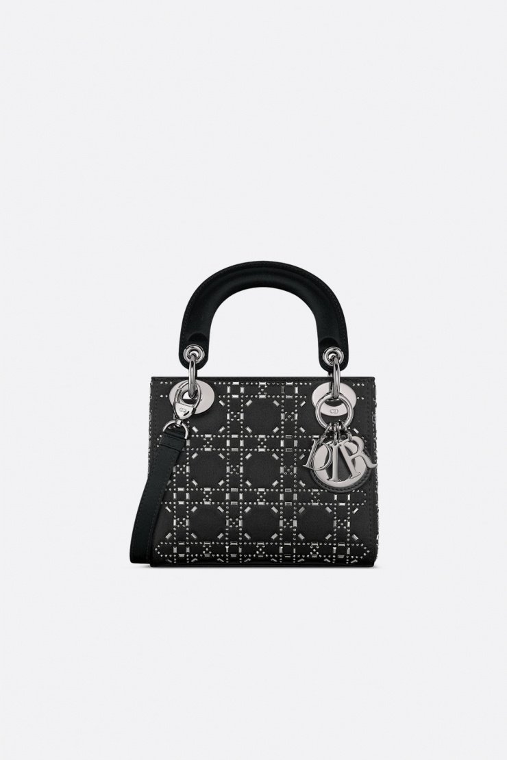 Bộ sưu tập túi tiền tỷ của Hương Giang tại Miss Universe - 12