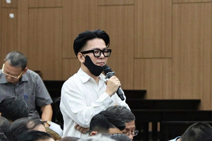 Ca sĩ Vũ Hà tại tòa. Ảnh: CTV