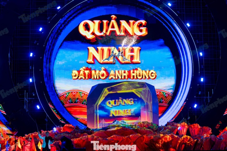 Đại diện Sở Văn hóa, Thể thao và Du lịch tỉnh Quảng Ninh, cho biết điểm nhấn của concert lần này là lần đầu tiên biểu diễn xiếc xen kẽ cùng các tiết mục múa, hát sôi động trên sân khấu. Concert có sự phối hợp giữa những màn trình diễn âm thanh, ánh sáng công nghệ 3D, visual hiện đại... mang đến sự mới mẻ cho khán giả.