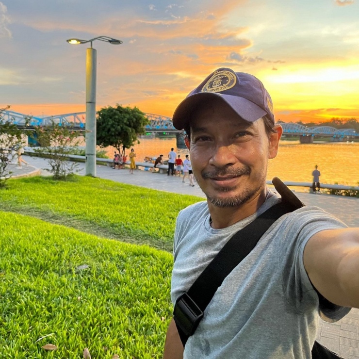 Diễn viên Thạch Kim Long - chuyên trị vai phản diện, gai góc trên màn ảnh.&nbsp;