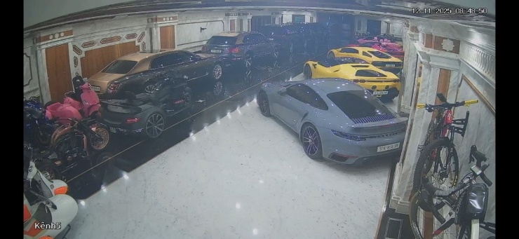 Dàn siêu xe trong gara 'triệu đô' được cho là của vợ chồng chủ hệ thống Mailisa - 2