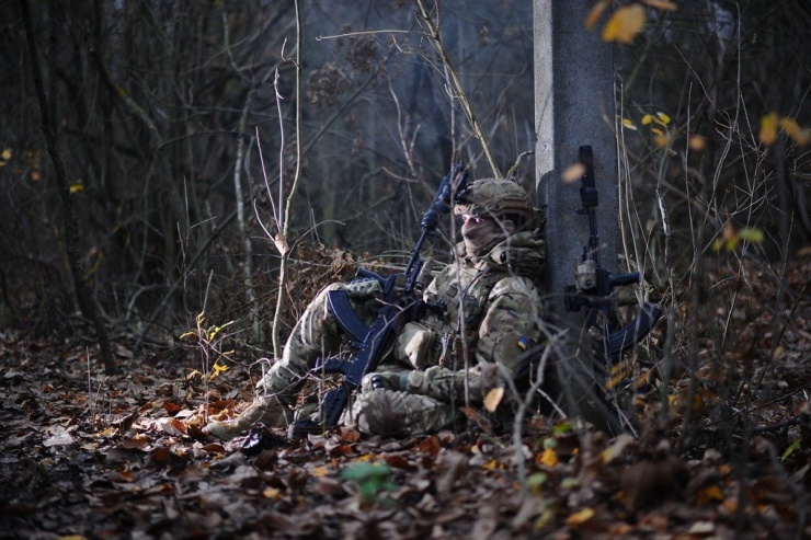 Ba mối đe dọa có thể khiến Ukraine gục ngã - 1