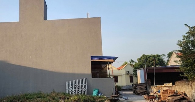 Xây nhầm nhà trên đất hàng xóm ở Hải Phòng: Chỉ...